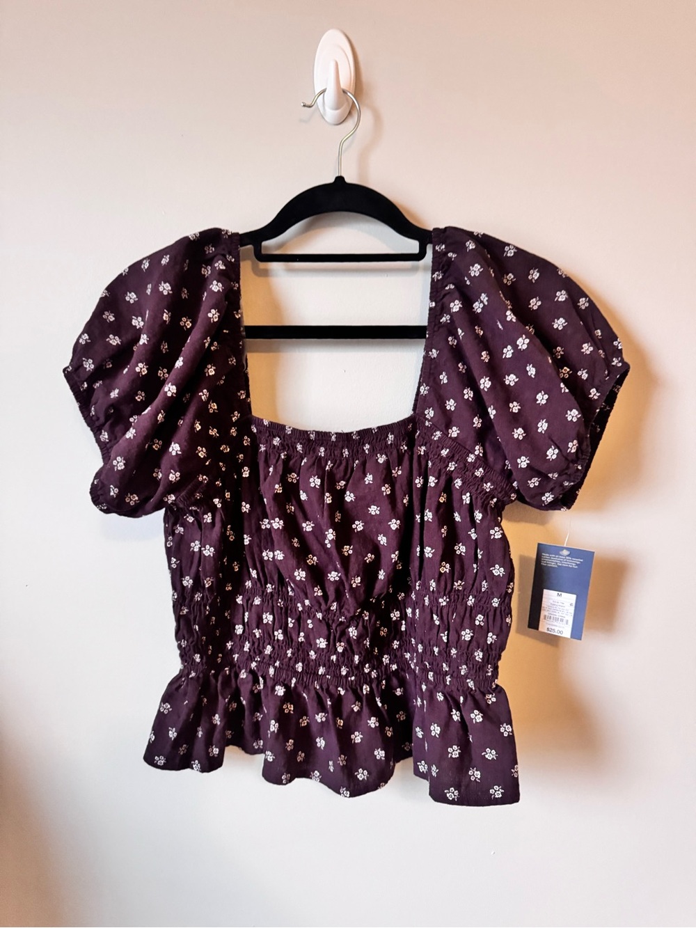 Smocked Puff-Sleeve Peasant Top in Plum Floral